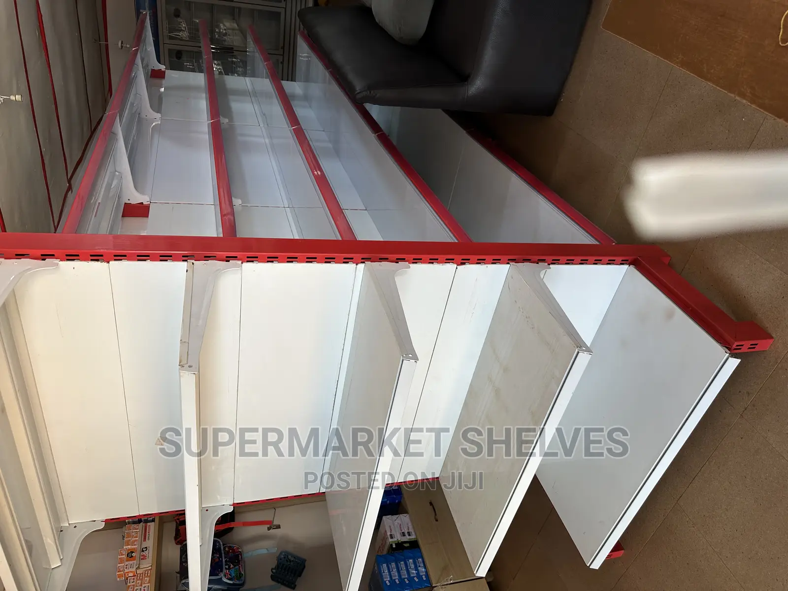 Supermarket Shelves Double on Sale at 1150000