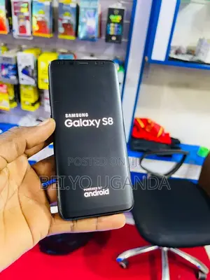 Photo - Samsung Galaxy S8 64 GB Black