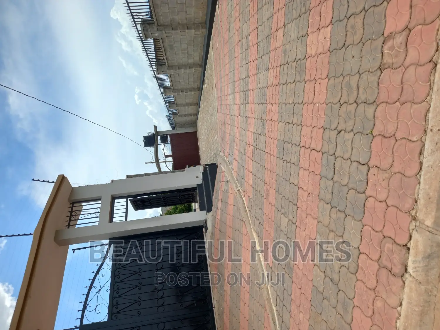Furnished 6bdrm Mansion in Munyonyo Lake View, Makindye for sale