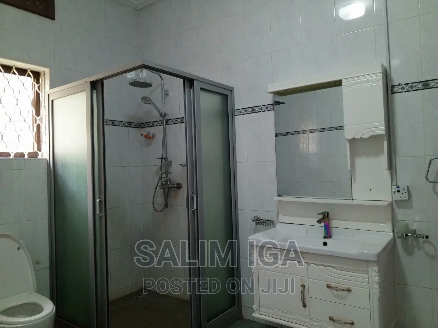 5bdrm Duplex in Kololo Property, Central Division for rent