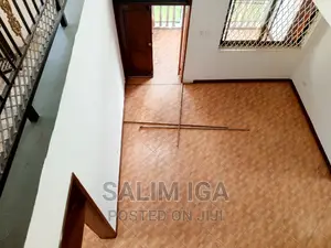 5bdrm Duplex in Kololo Property, Central Division for rent