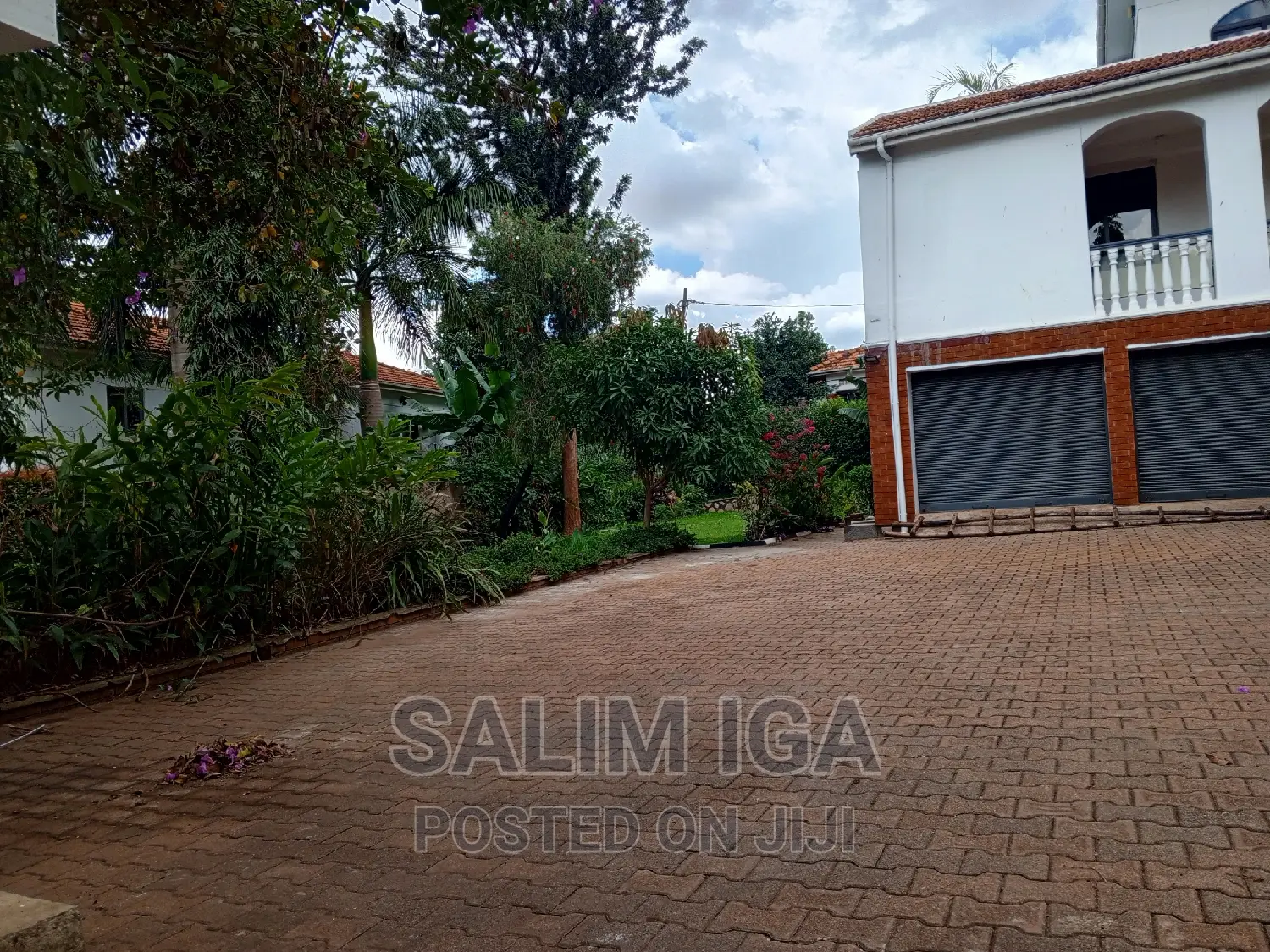 5bdrm Duplex in Kololo Property, Central Division for rent