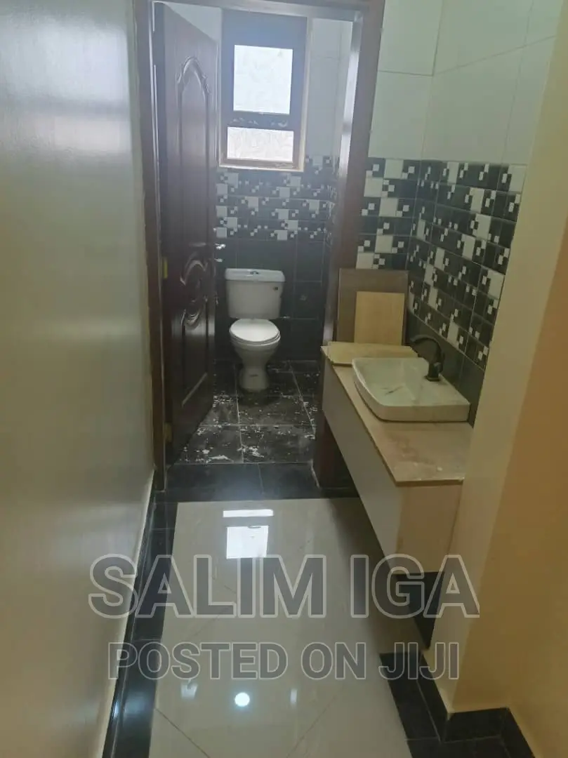 3bdrm Block of Flats in Kololo Property, Central Division for rent