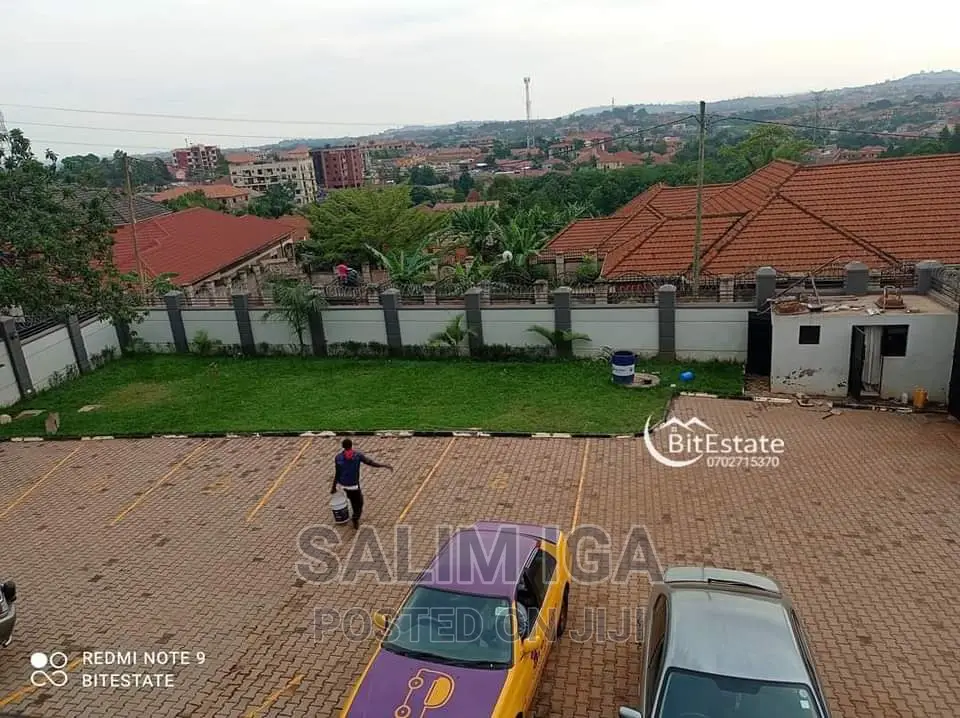 2bdrm Block of Flats in Kololo Property, Central Division for rent