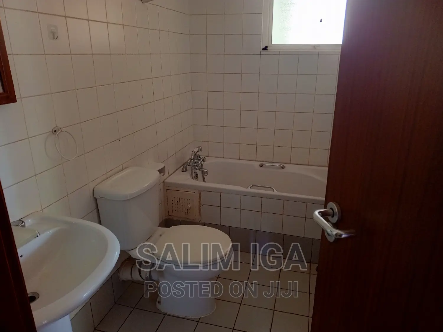 3bdrm Block of Flats in Kololo Property, Central Division for rent