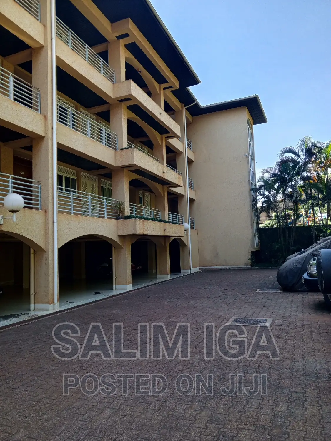 3bdrm Block of Flats in Kololo Property, Central Division for rent