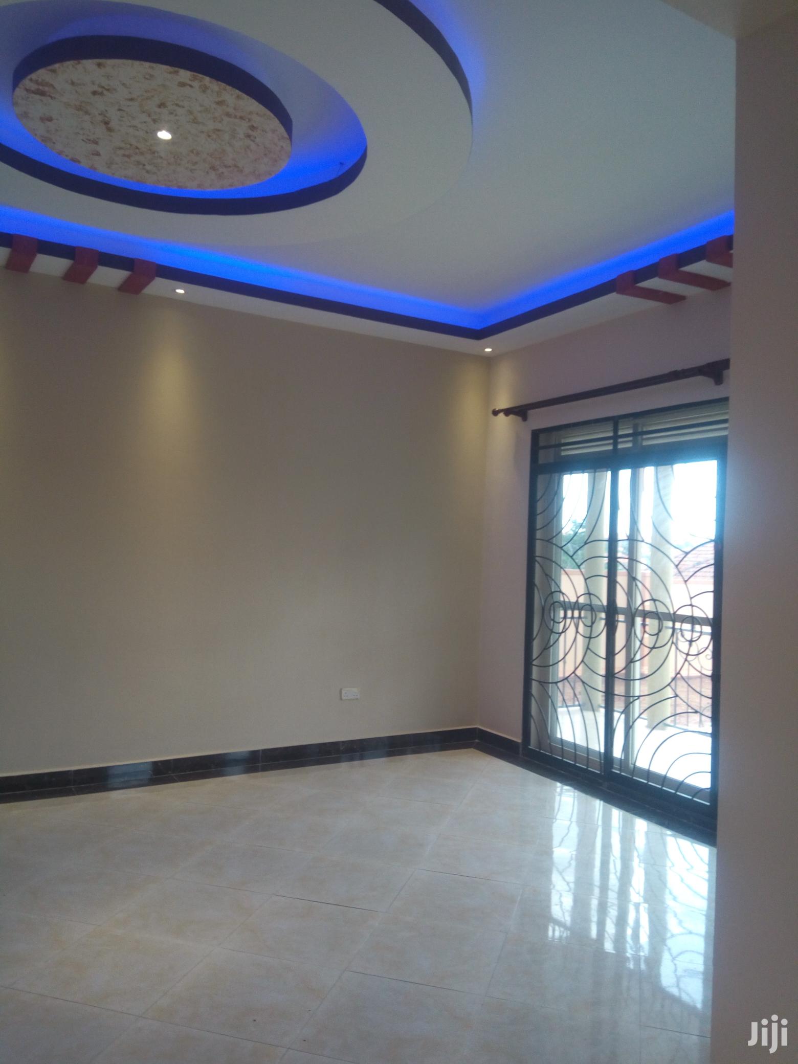 Family Home In Kira For Sell