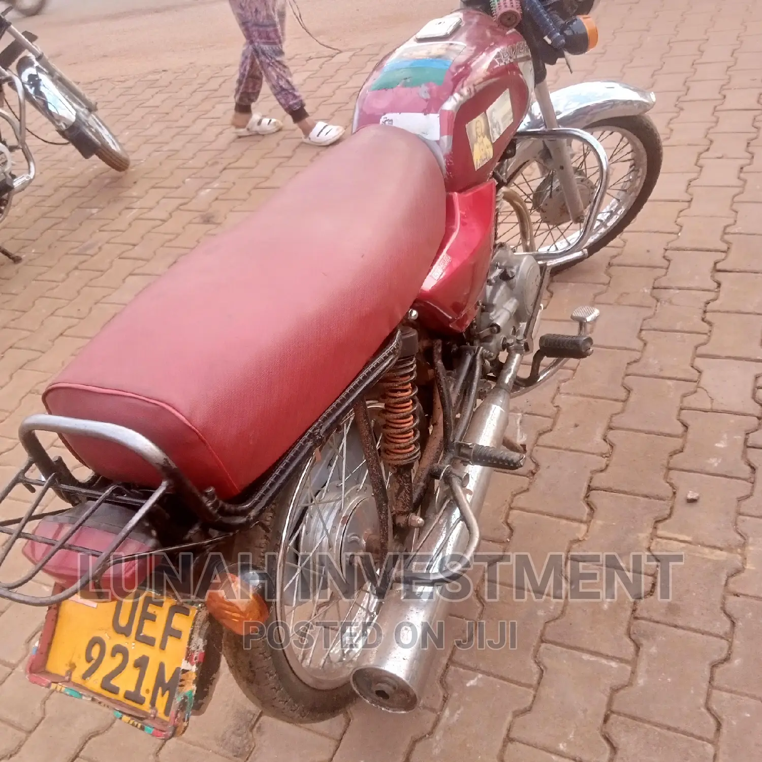 Bajaj Boxer 2022 Red