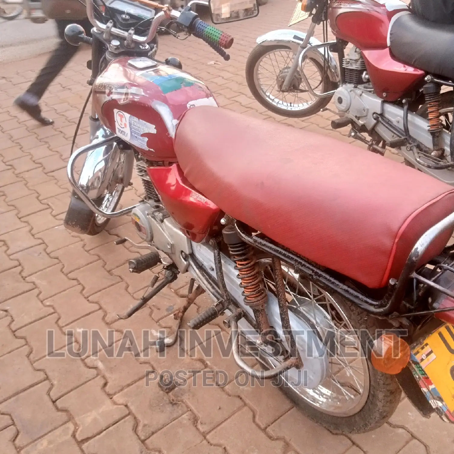 Bajaj Boxer 2022 Red