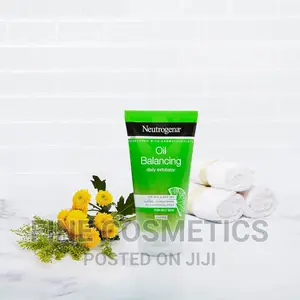 Neutrogena Oil Balancing Exfoliate Scrub With Lime+Aloe Vera