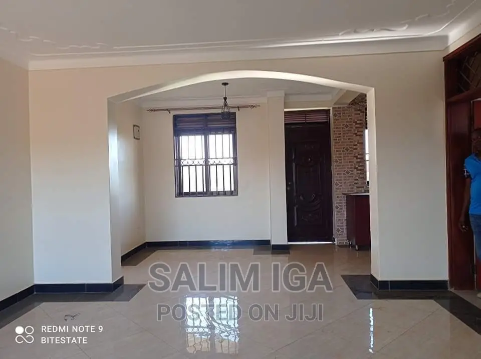 2bdrm Block of Flats in Kololo Property, Central Division for rent