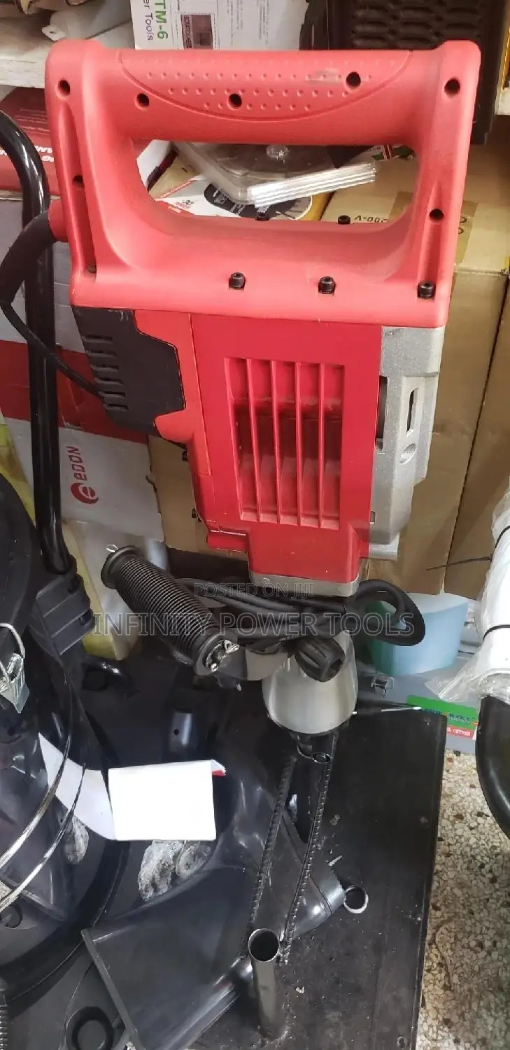 Demolition Hammer 110