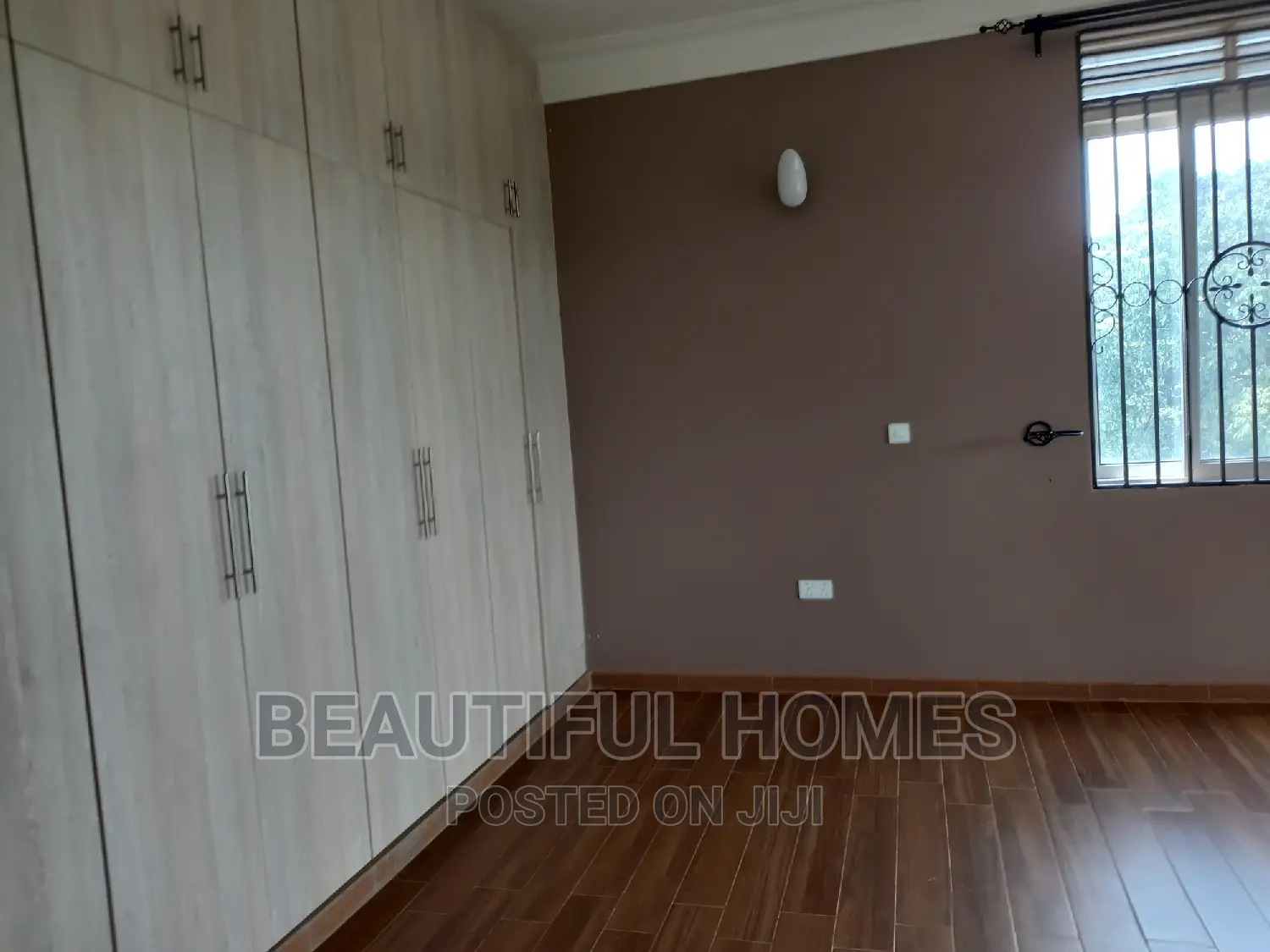 Furnished 6bdrm House in Munyonyo, Makindye for sale