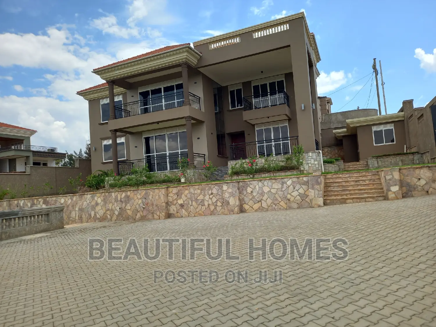 Furnished 6bdrm House in Munyonyo, Makindye for sale