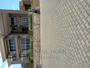 Furnished 6bdrm House in Munyonyo, Makindye for sale