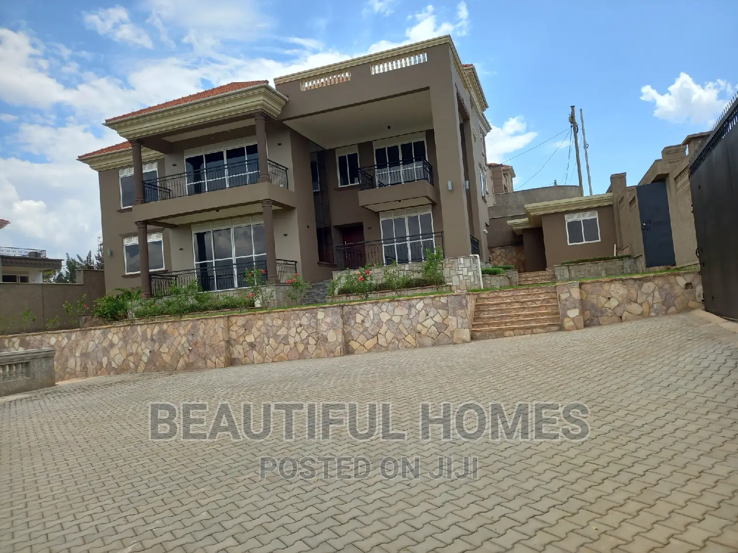 Furnished 6bdrm Mansion in Munyonyo Luxury, Makindye for sale