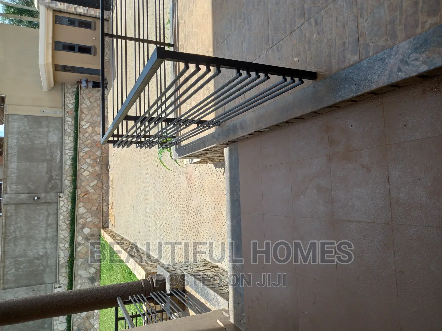 Furnished 6bdrm Mansion in Munyonyo Rich, Makindye for sale