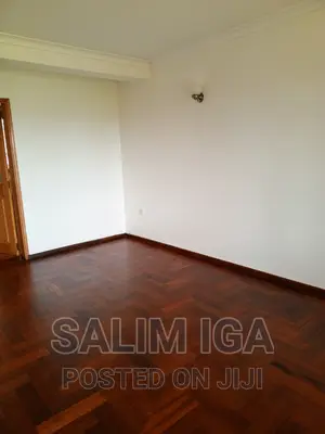 3bdrm Townhouse / Terrace in Kololo Property, Central Division