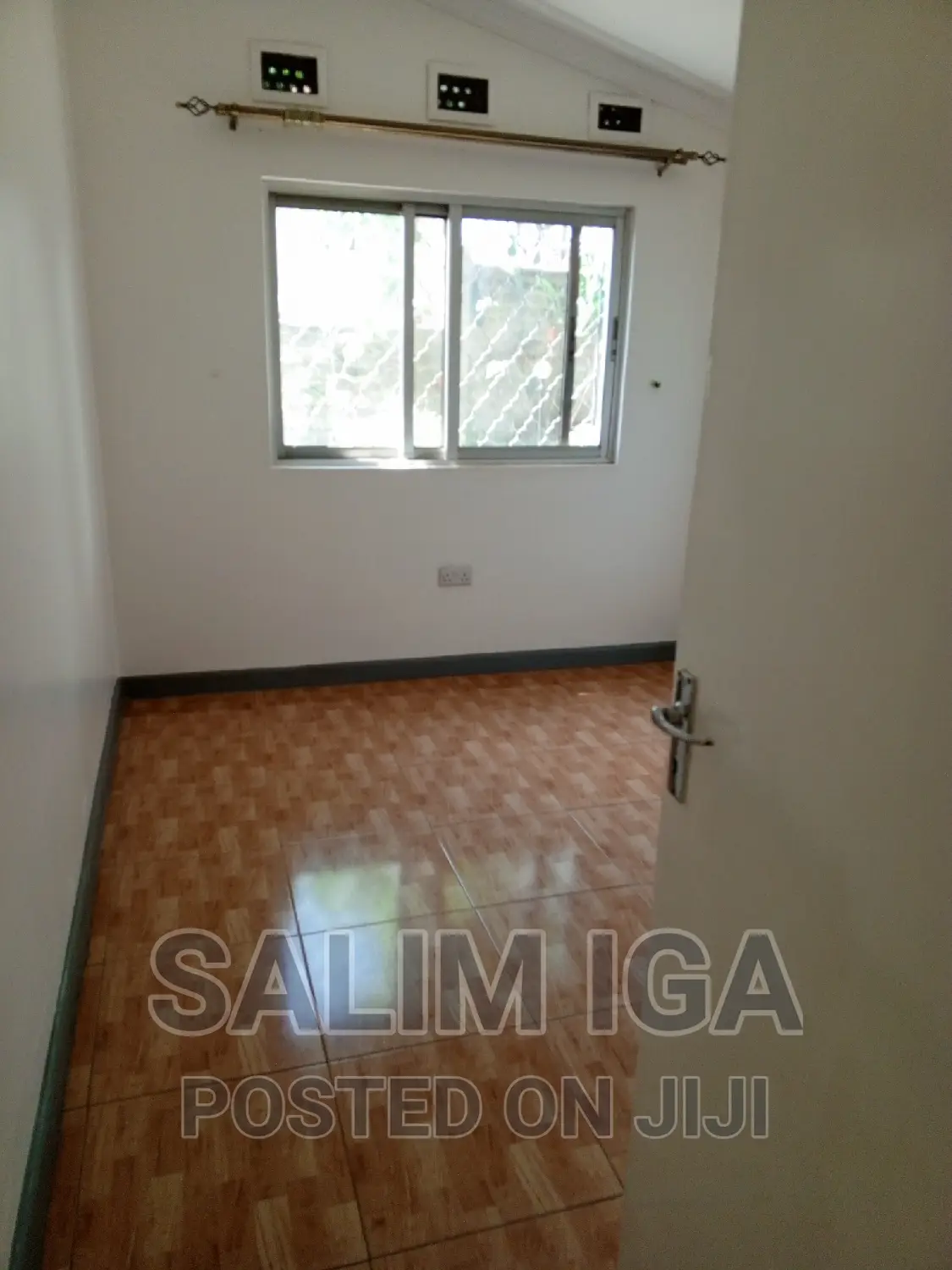 3bdrm Townhouse / Terrace in Kololo Property, Central Division
