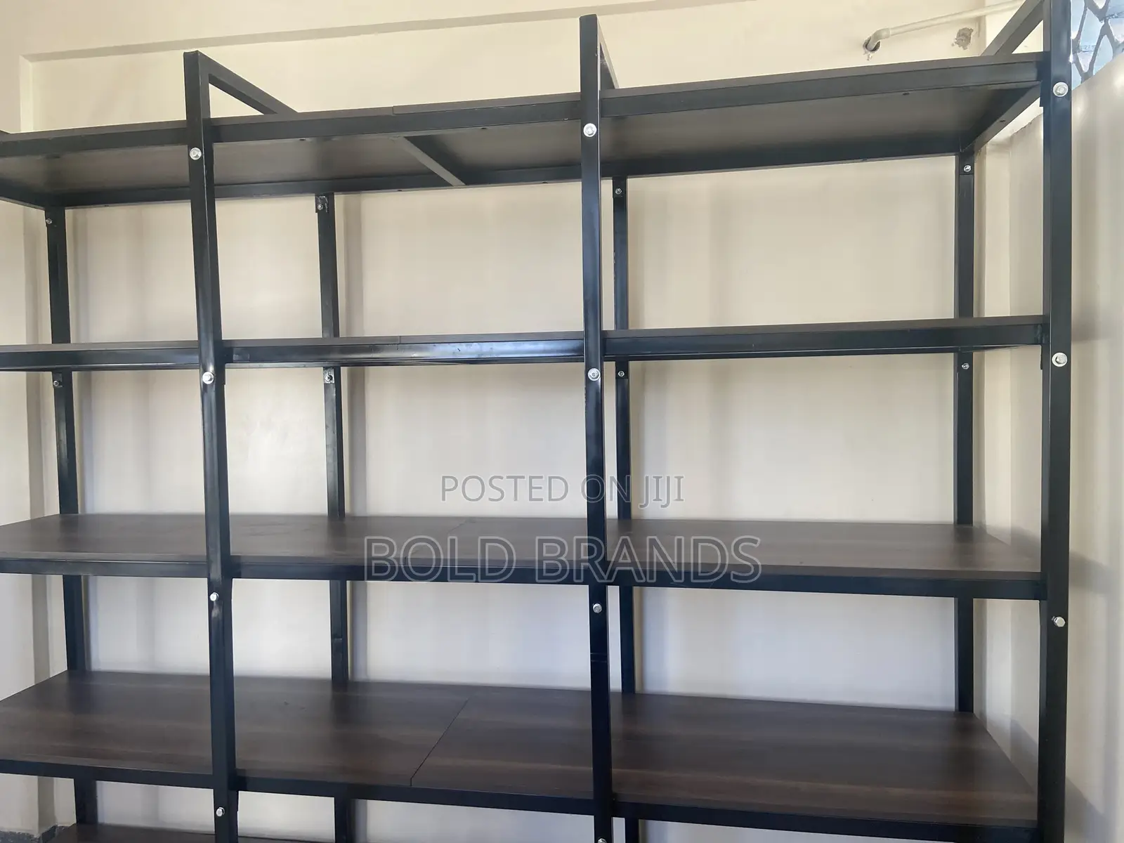 Shelves / Shelving Unit