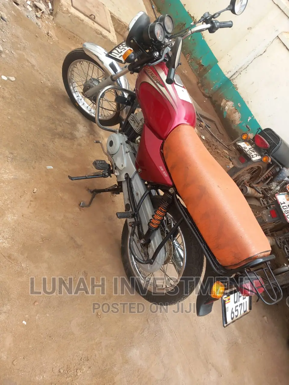 Bajaj Boxer 100 2022 Red