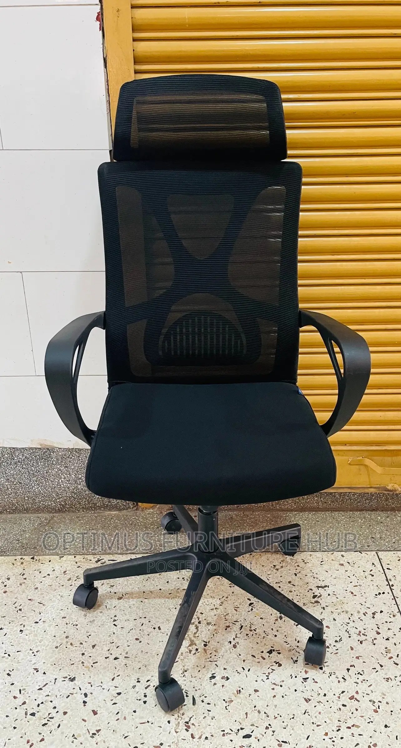 Office Chair (Headrest)