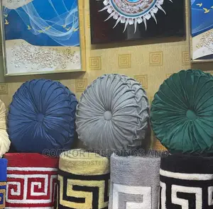 Photo - Round Cushions