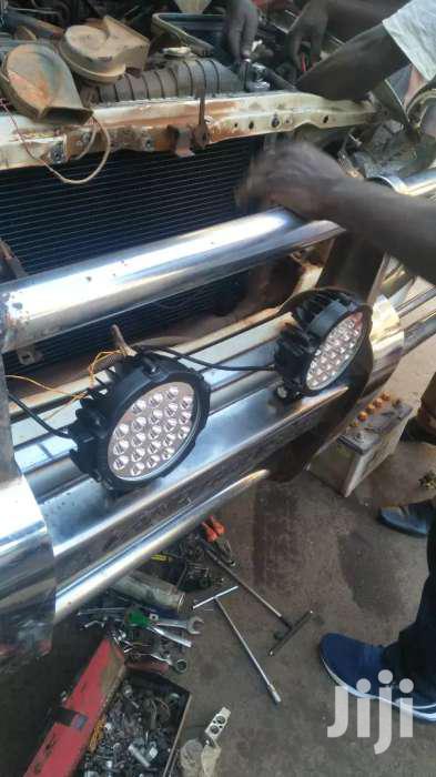 LED Off Road Loghts Fitted on Landcruiser