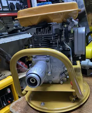 Vibrator Engine Robin Type