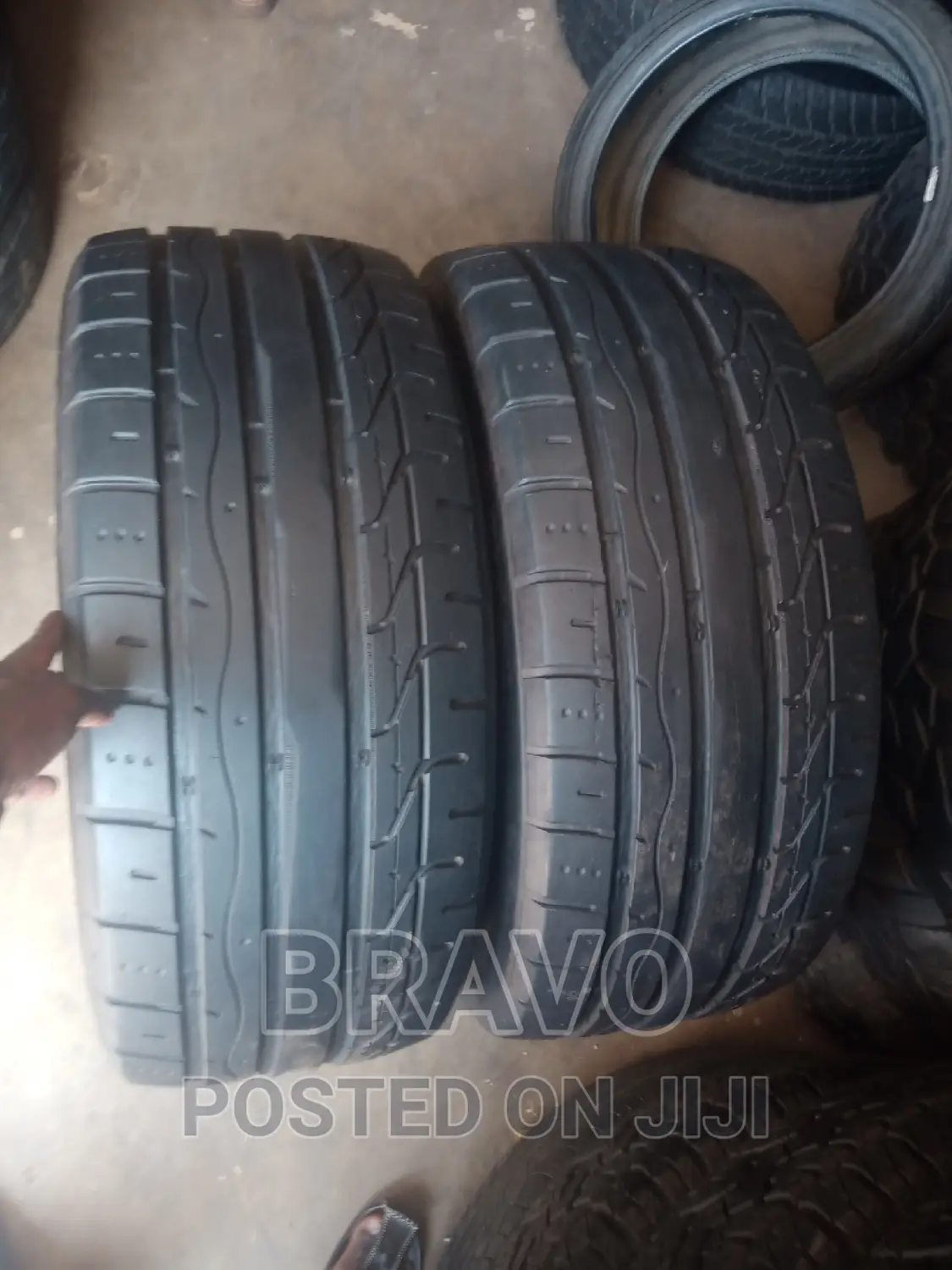 275/45r20 Vitour Brand