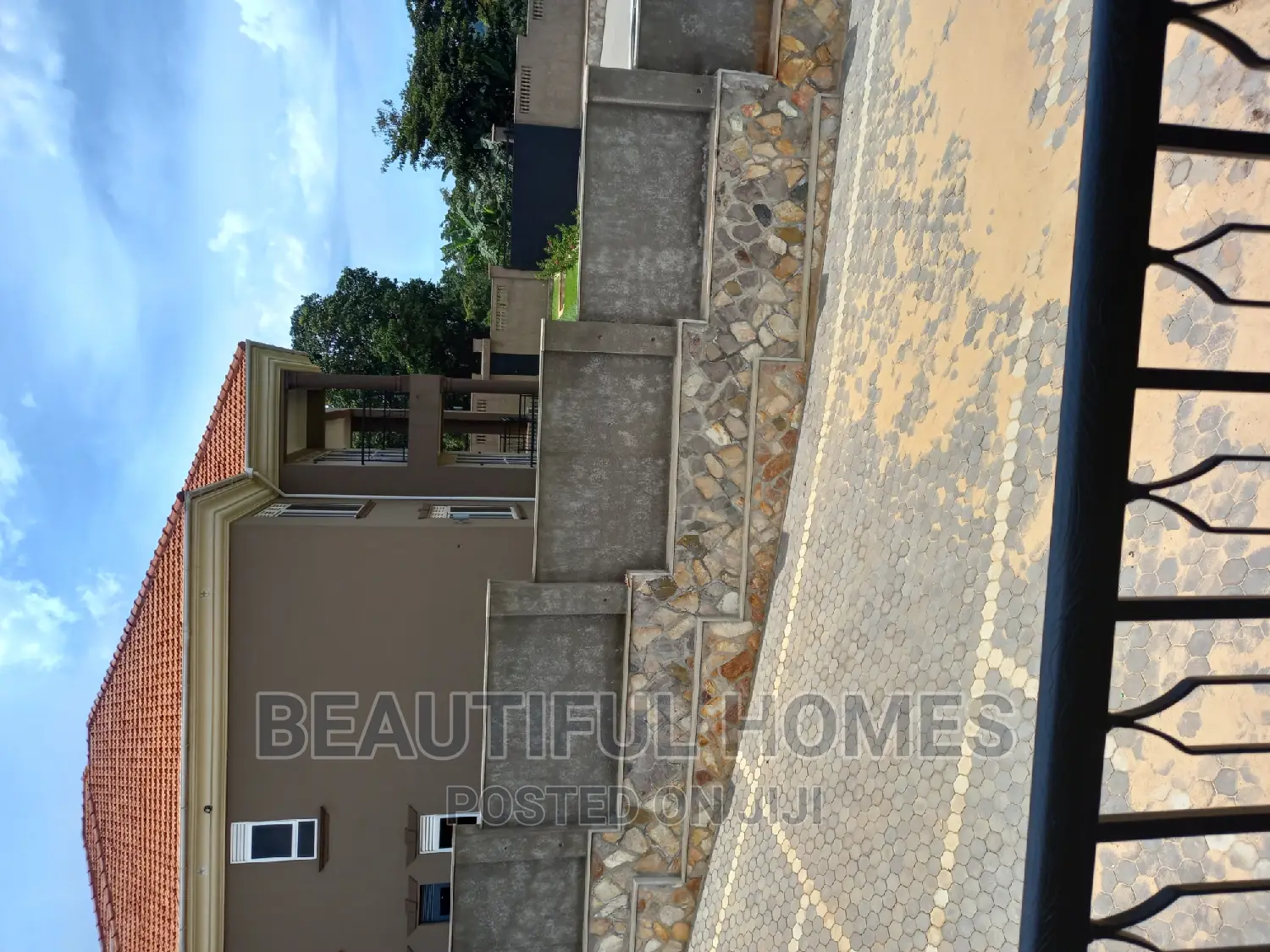 Furnished 6bdrm House in Munyonyo Luxury, Makindye for sale