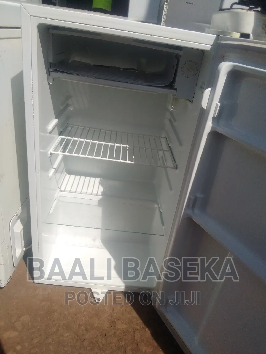 Fridges/Refrigerator/Single Door Fridge 120ltrs