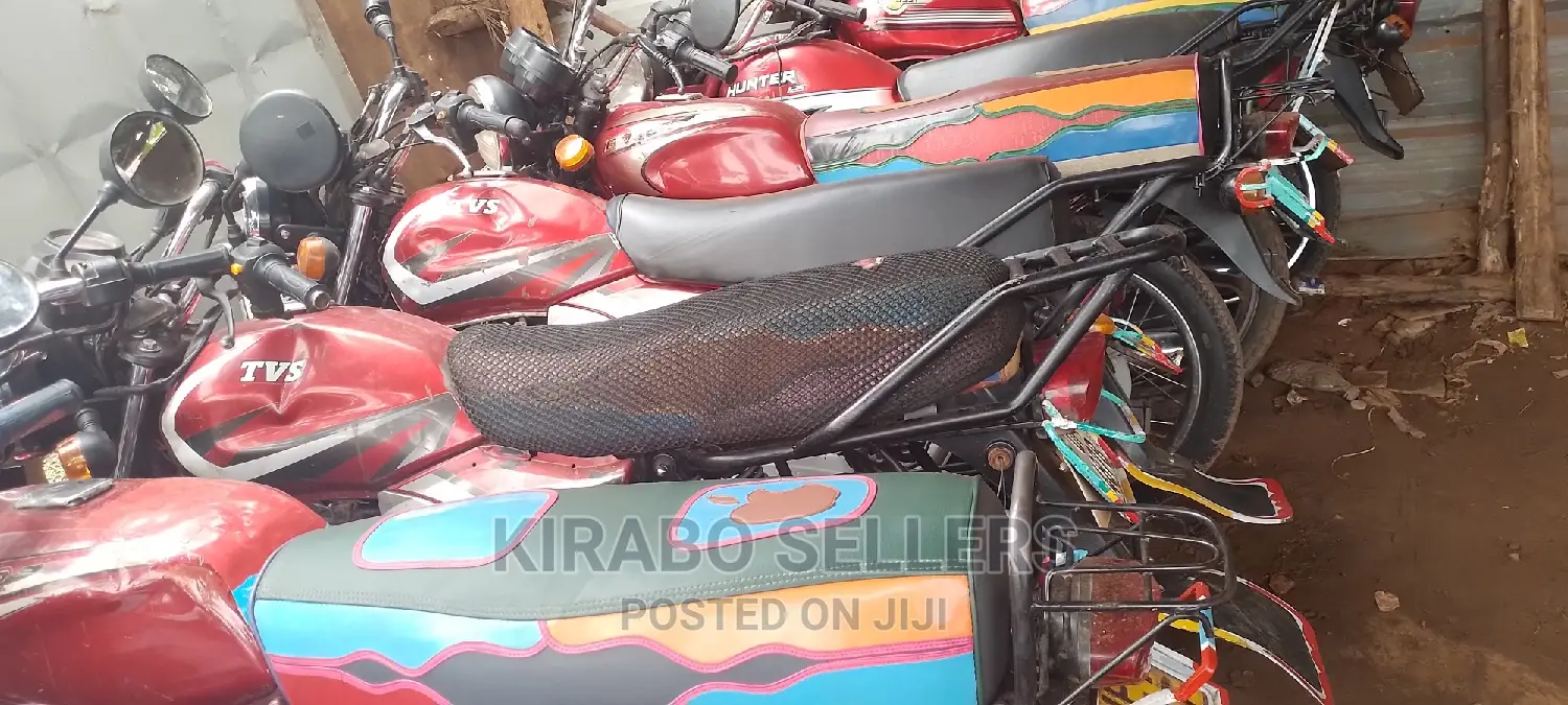 Bajaj Boxer 100 2020 Red