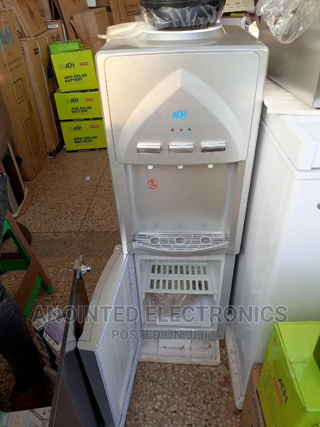 Adh Water Dispenser