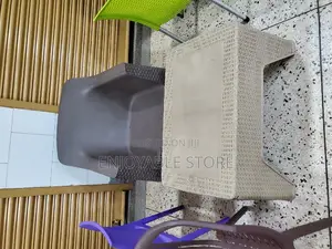 Combo Plastic Sofa Chair and Table