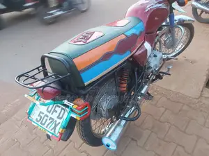 Bajaj Boxer 2020 Red