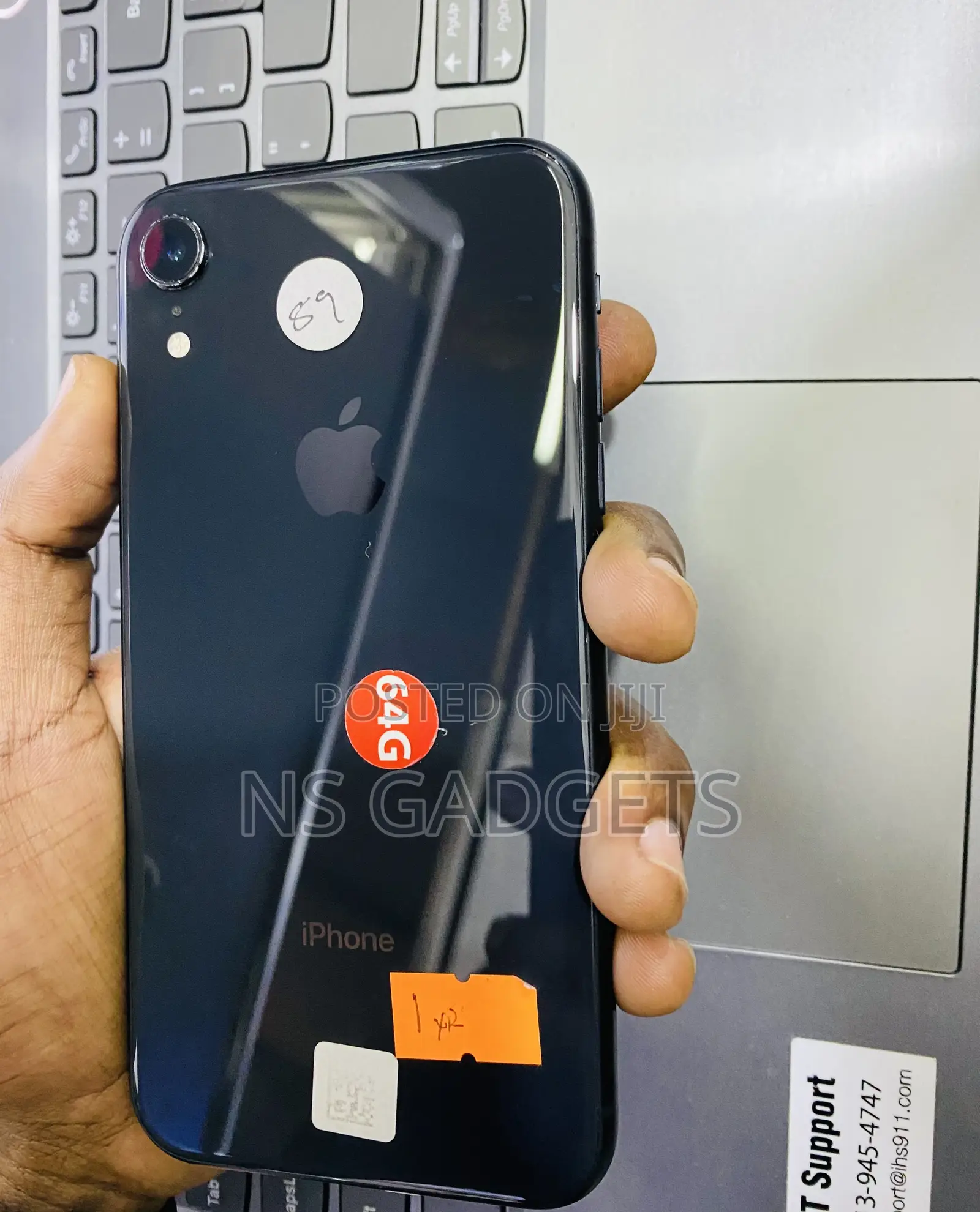 Apple iPhone XR 64 GB Black