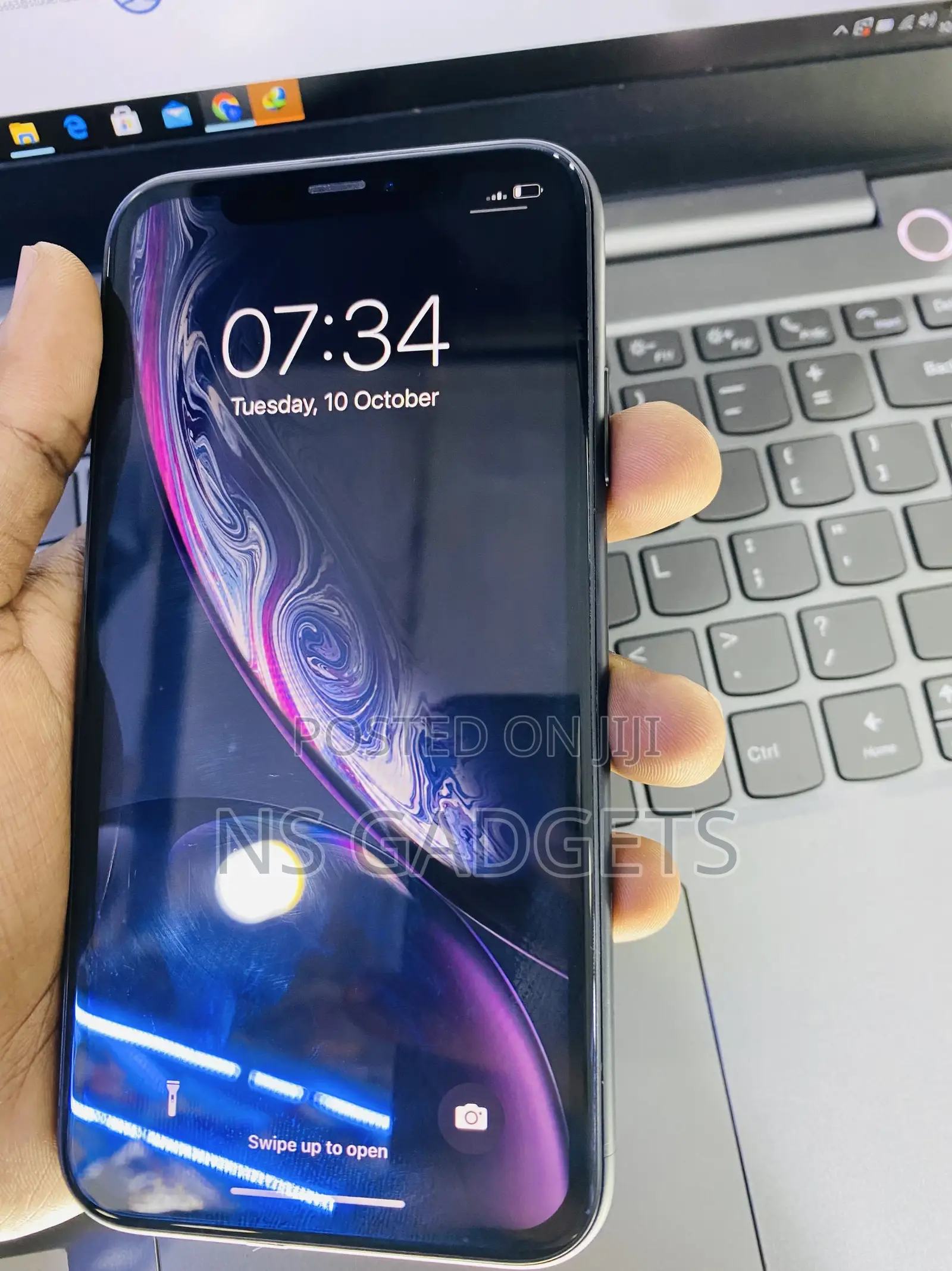 Apple iPhone XR 64 GB Black