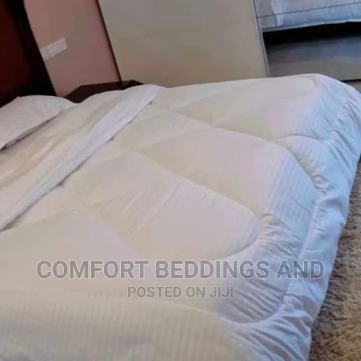 10 Peices Bedcover Set Plain White 6*6