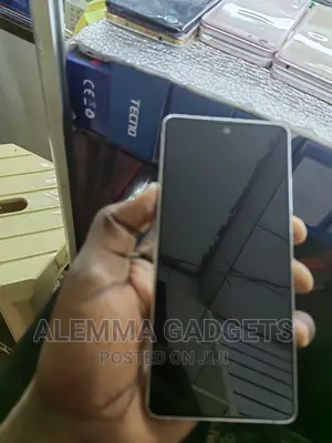 Photo - Samsung Galaxy A51 5G 128 GB White
