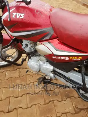 TVS HLX 125 2023 Red