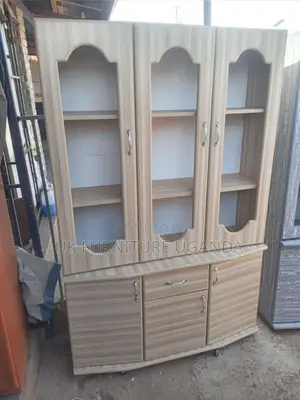 Sideboard 4×6fts