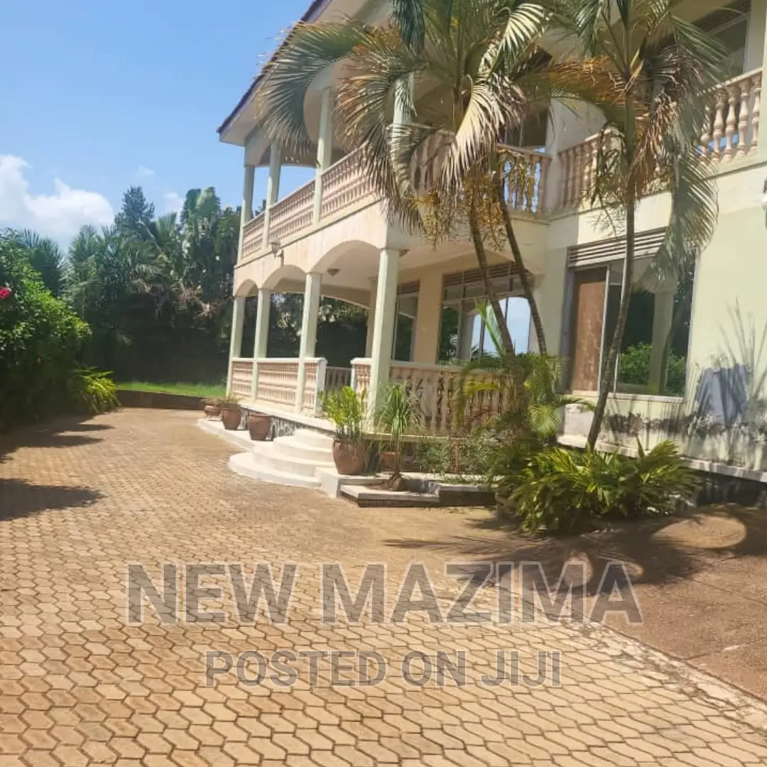6bdrm Maisonette in Bunga Heights, Central Division for sale