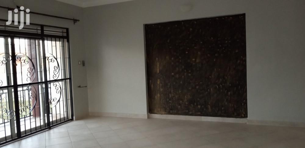 Cool Condominiumz in Kira for Sale