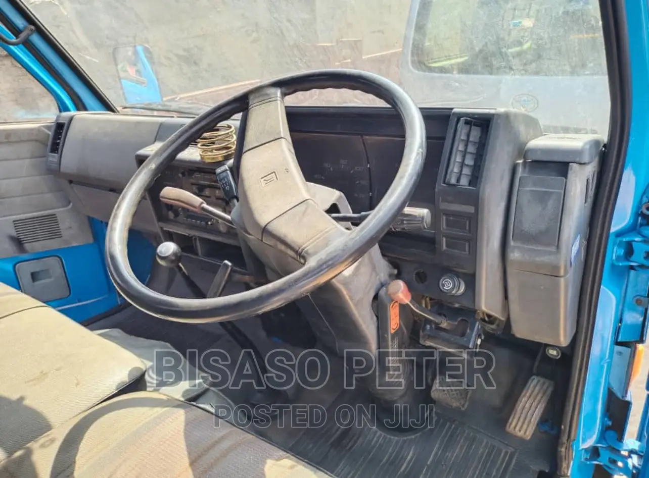 Isuzu Lef Dumper