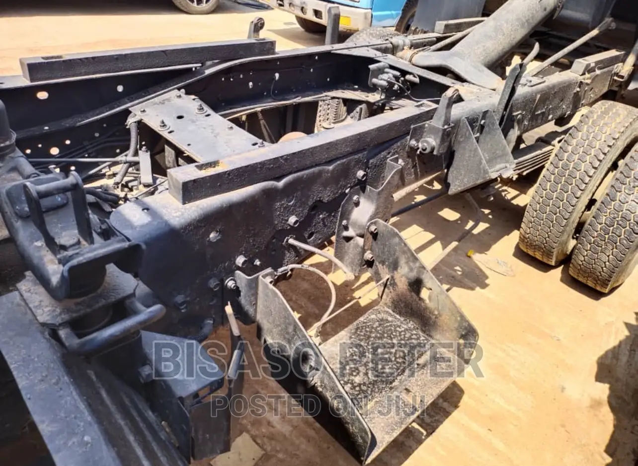 Isuzu Lef Dumper
