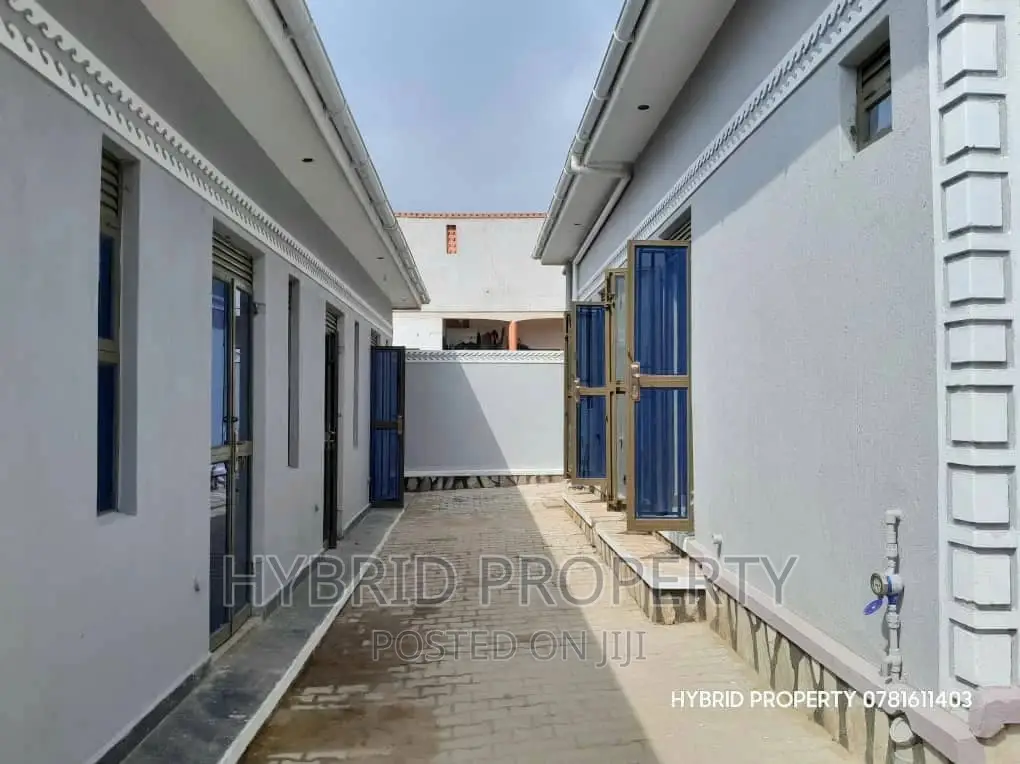 10bdrm Apartment in Kasubi Along, Rubaga for sale