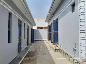 10bdrm Apartment in Kasubi Along, Rubaga for sale