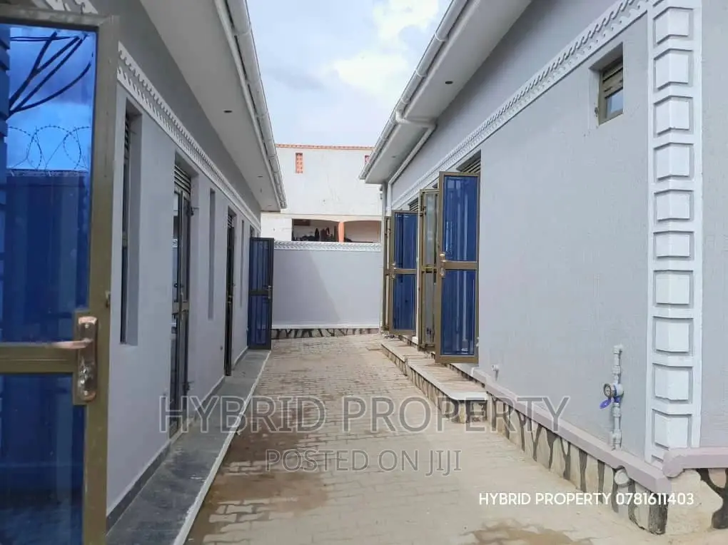 10bdrm Apartment in Kasubi Along, Rubaga for sale