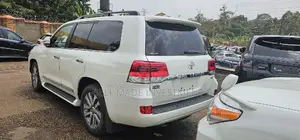 Toyota Land Cruiser 2014 White